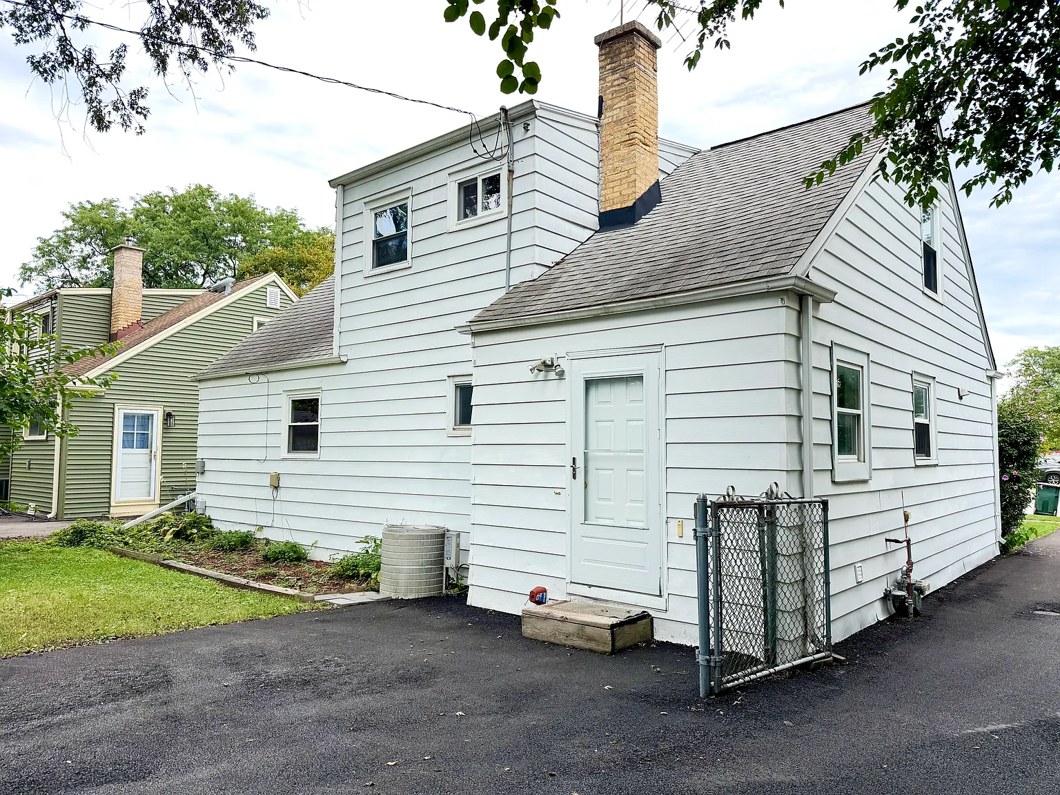 4 bed, 1514 sqft, $2,950 — Photo 4