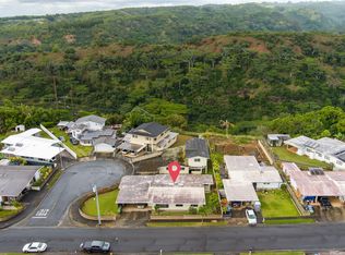 2362 Apoepoe St, Pearl City, HI 96782