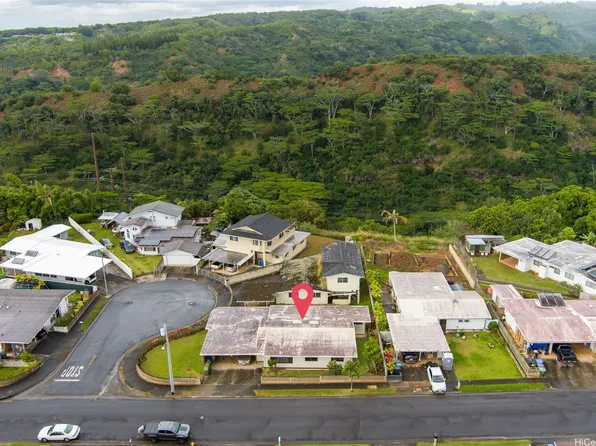 2362 Apoepoe St, Pearl City, HI 96782