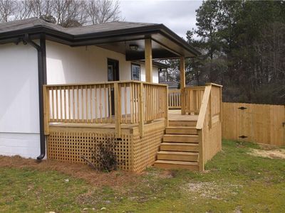 6082 Lights Ferry Rd, Flowery Branch, GA, 30542