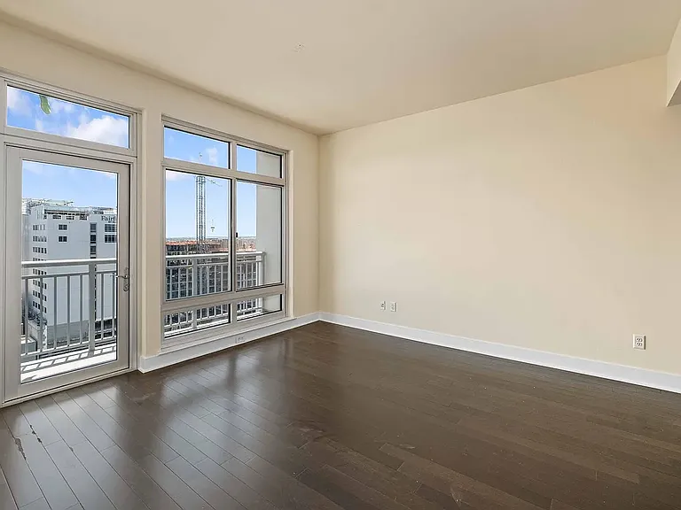 603 Davis St #1605 — Photo 7