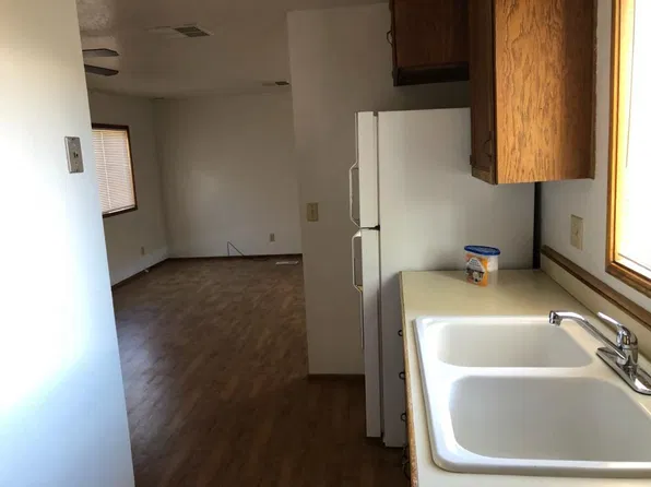 7350 E Adobe Dr, Globe, AZ 85501