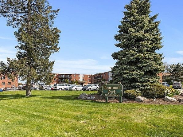 1100 Governors Dr APT 11, Winthrop, MA 02152