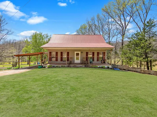 252 McPeake Ln, Lexington, TN 38351