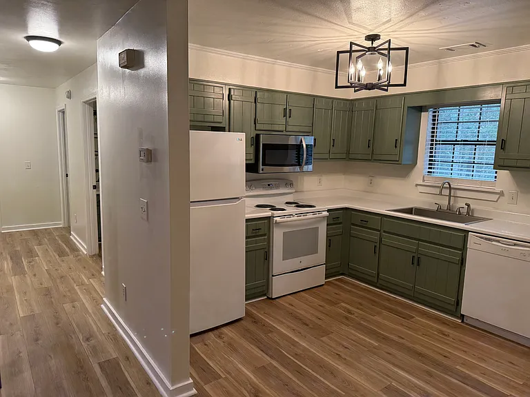 144 Winding Way — Photo 10
