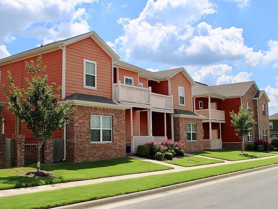 1st image of 582 N Wordsworth Ln