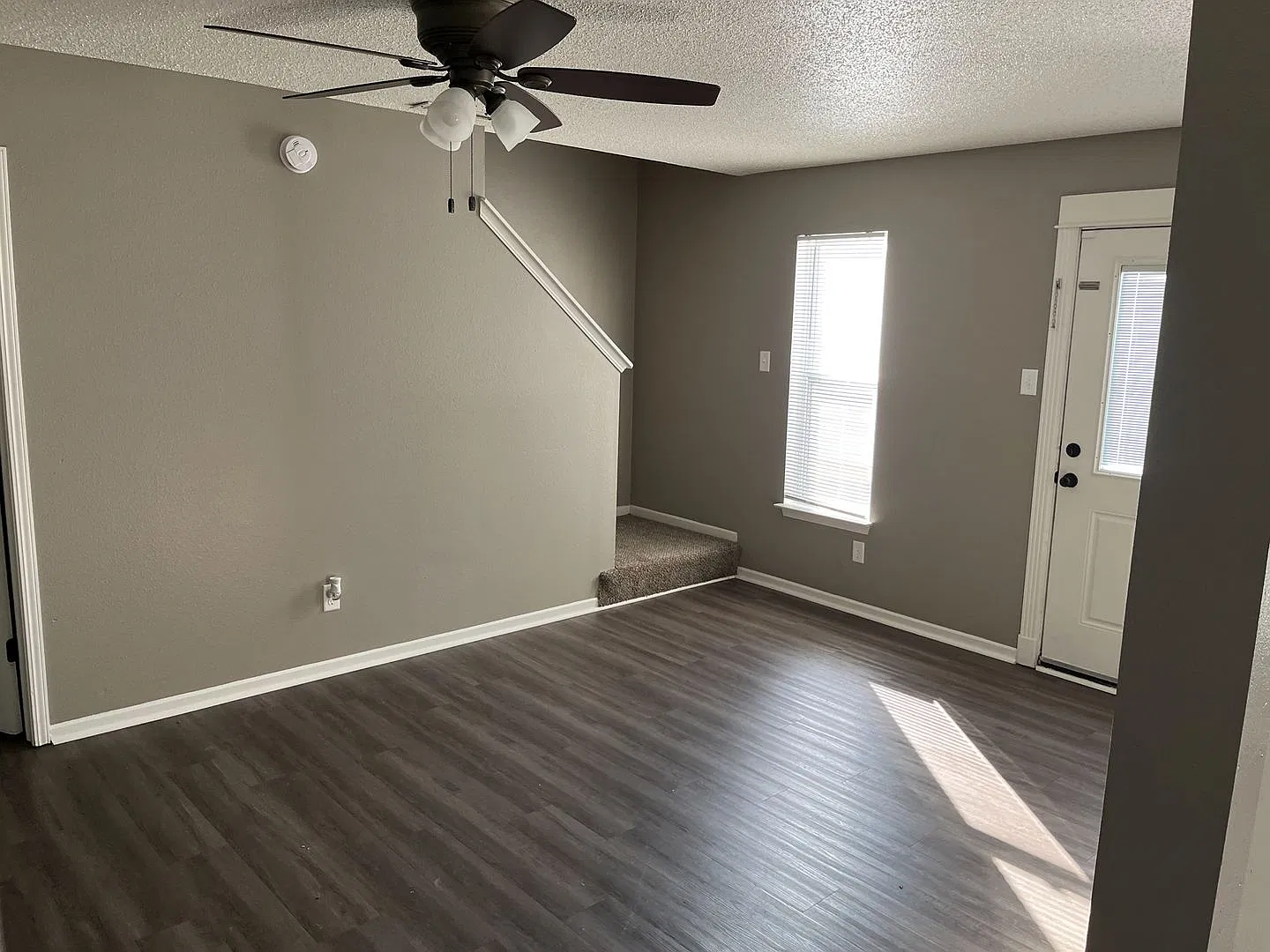 4 bd 2.5 bath home for rent — Photo 4