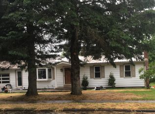 5 Frederick Rd, Essex Jct, VT 05452