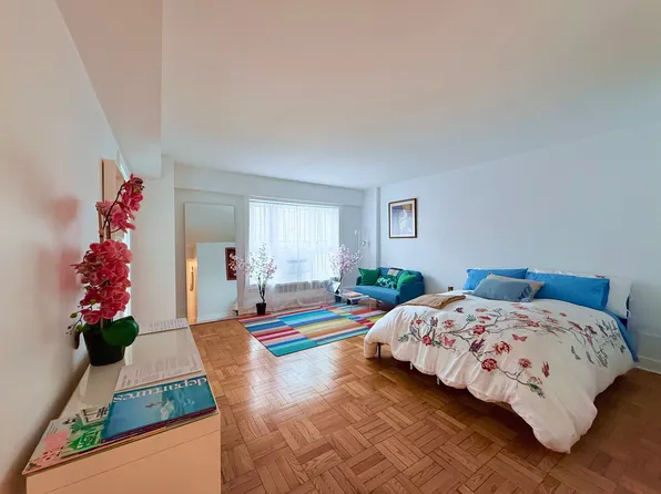 105 Ashland Place image 1 of 23