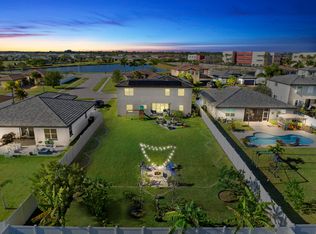 7461 NW Greenspring Street, Port Saint Lucie, FL 34987