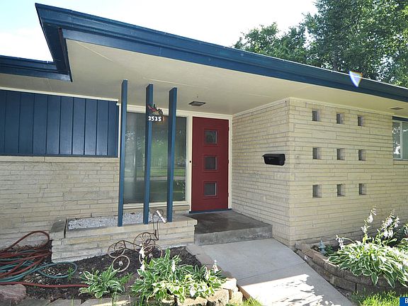 4th image of 3535 Sheridan Blvd