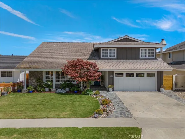 17102 Newquist Ln, Huntington Beach, CA 92649