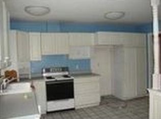 1055 Seven Mile Rd, Whitmore Lake, MI 48189