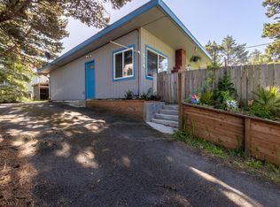 534 SE Inlet Ave, Lincoln City, OR