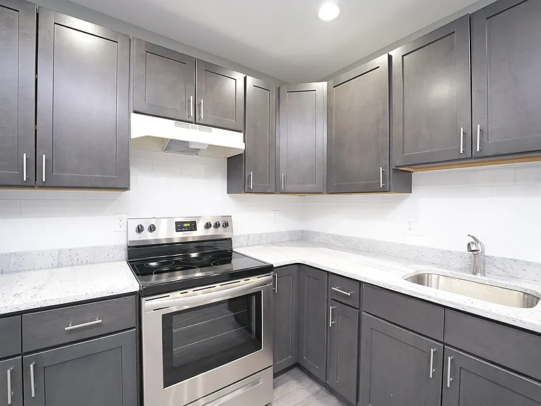 4665 Paul St #1 — Photo 4