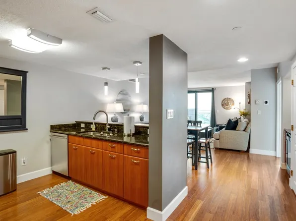 300 S Duval St Unit 511, Tallahassee, FL 32301