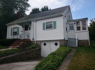 8 Jacqueline Rd, West Roxbury, MA 02132