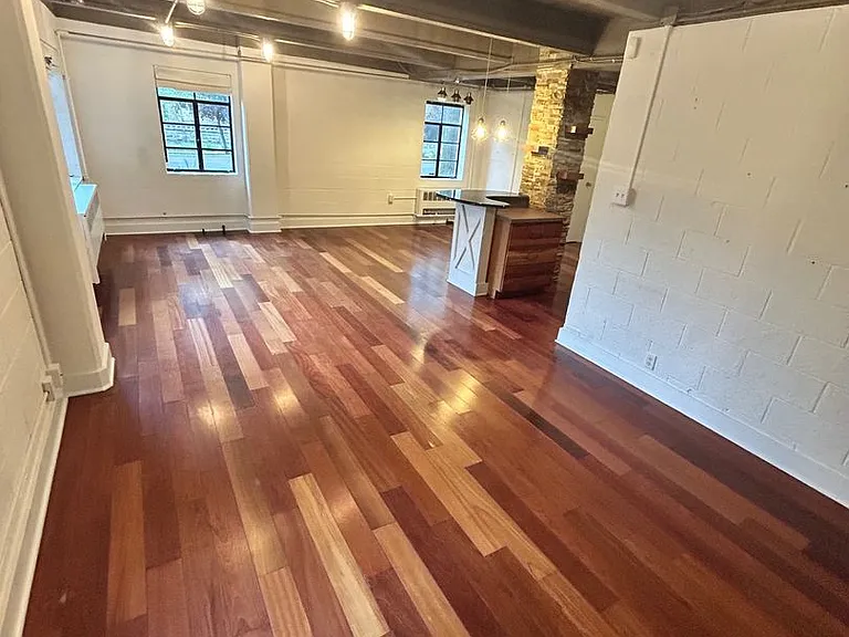 505 Cherry St SE #100 — Photo 2