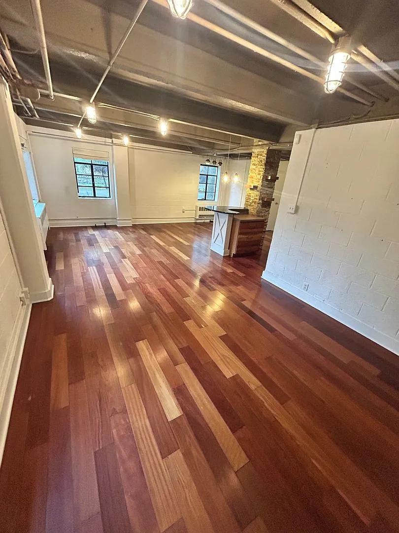 Building Photo - 505 Cherry St SE #100