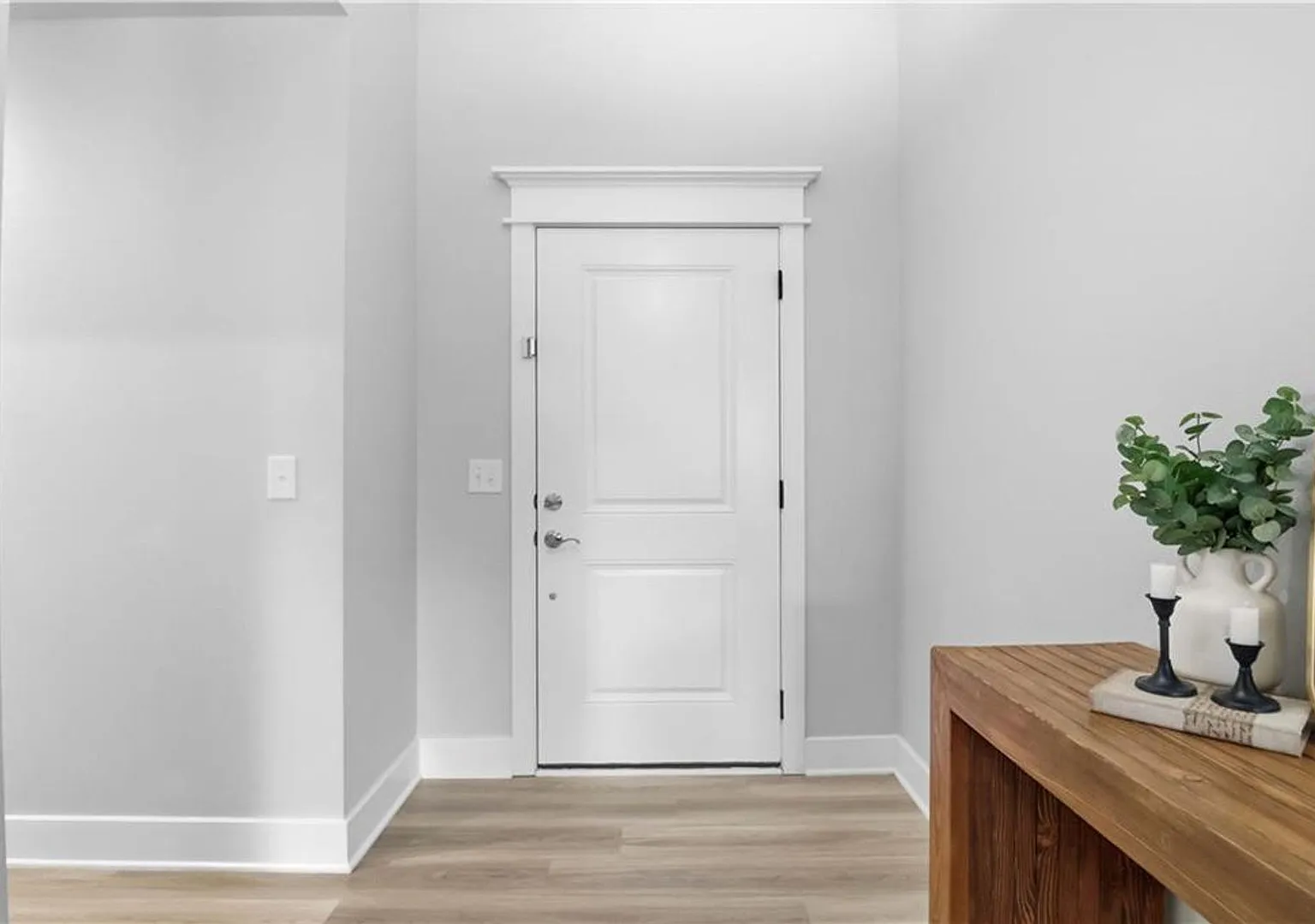 641 Hayden James — Photo 2