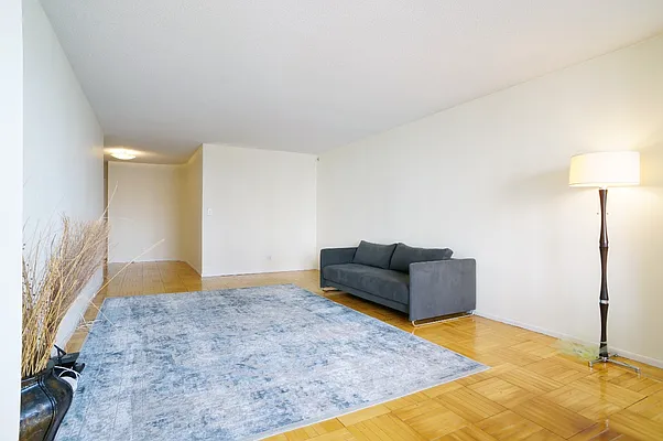 Rented by Level Group | media 15