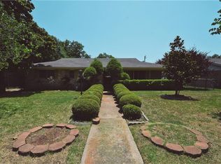 7904 Maplewood Ave, North Richland Hills, TX 76180