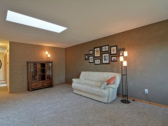 3rd image of 7031 66th St NE