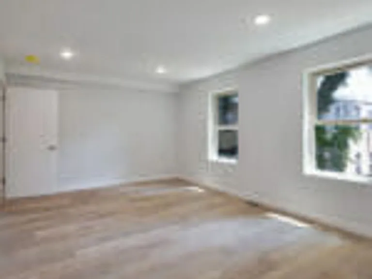 645 Brooklyn St — Photo 21