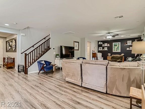 5th image of 213 Piedmont Alps St