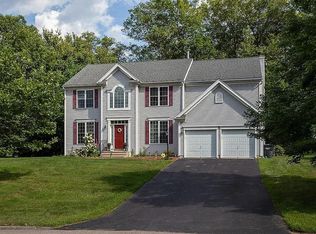 3 Lilac Ln, South Grafton, MA 01560