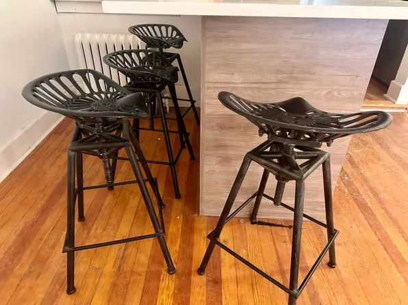 328 High St #2B, Burlington, NJ 08016