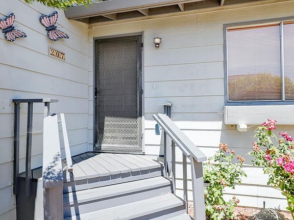 4th image of 207 Leisure Dr #207