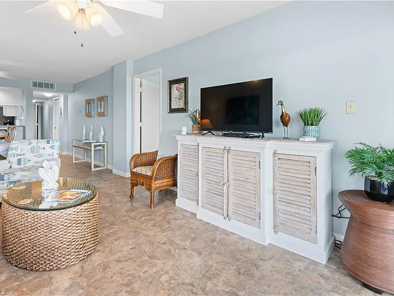 25901 Hickory Blvd #506 — Photo 9