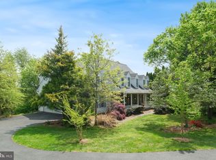 22301 Flintridge Dr, Brookeville, MD 20833