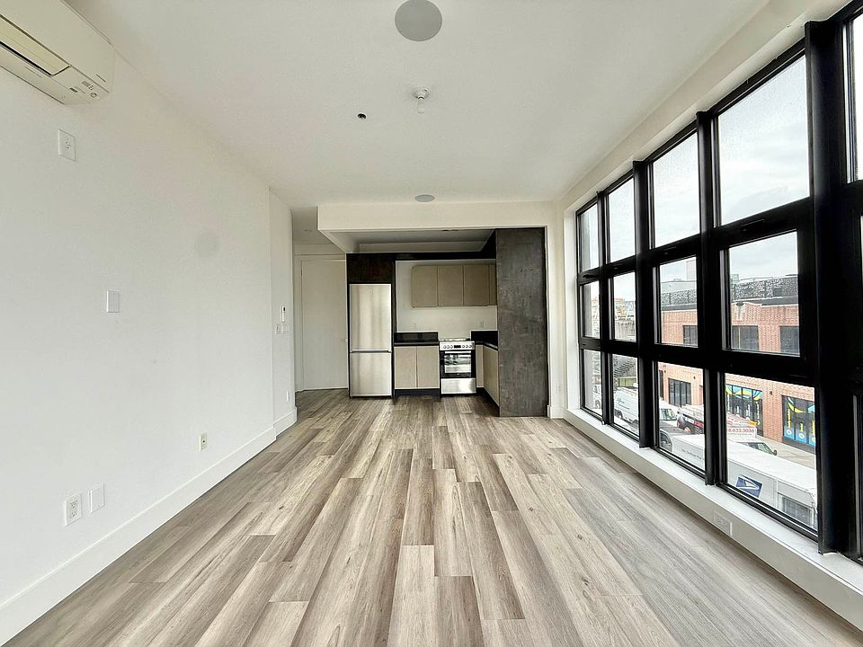 1st image of 2337 Bedford Ave #C