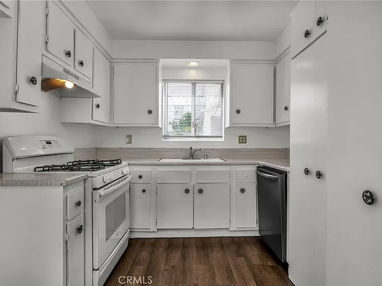 2818 W 235th St #3 — Photo 7
