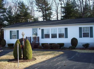 14 Ridgewood Cir, Bridgewater, MA 02325