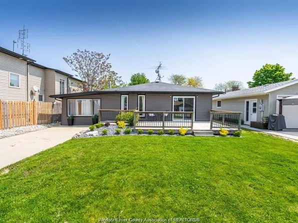 166 Stirling St, Lakeshore, ON N0R 1A0