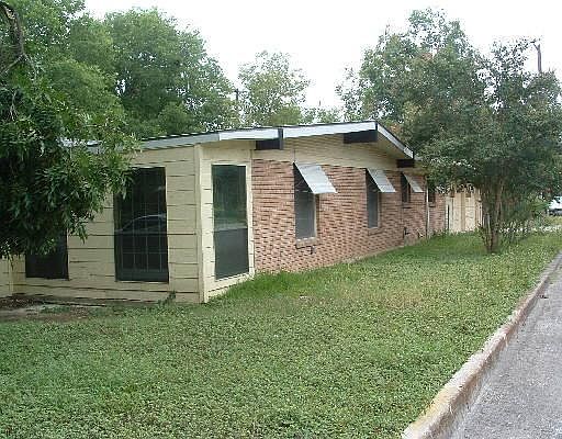 2nd image of 101 LEMONWOOD DR