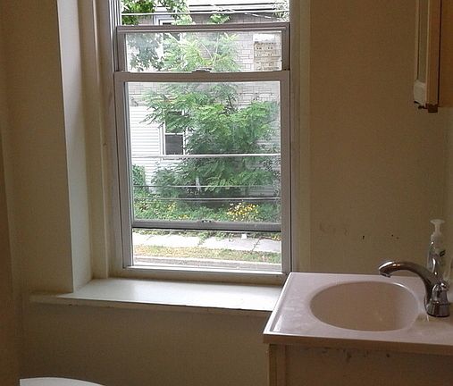 5th image of 311 N 5th Ave APT 2