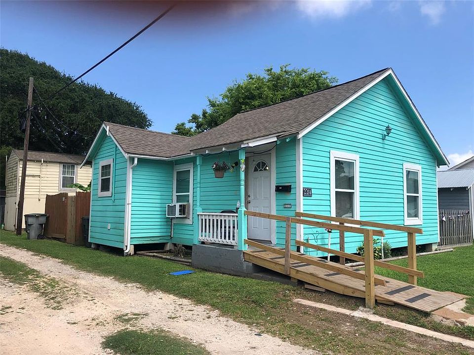 1st image of 2214 55th St
