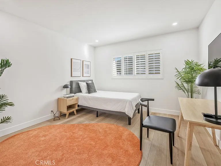 25266 Pacifica Ave — Photo 18