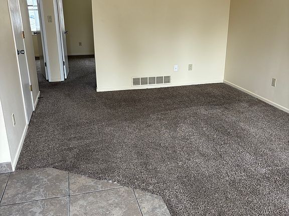 5th image of 4134 57th St