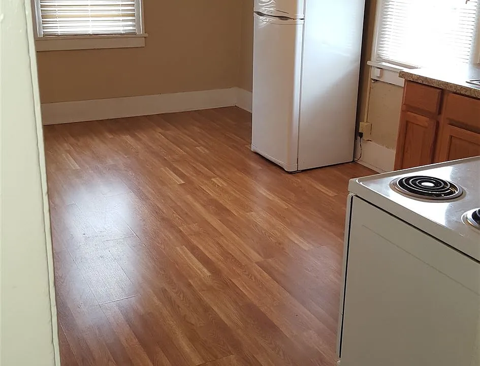 528 #2 kitchen 2