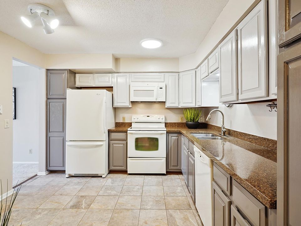 1st image of 7220 York Ave S APT 310