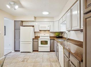 7220 York Ave S APT 310, Edina, MN 55435