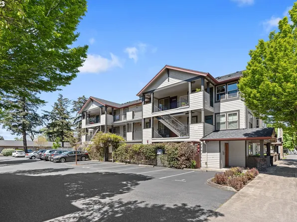 737 NE 99th Ave APT 22, Portland, OR 97220