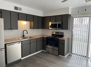 2 Bdr / 2 Bath in the Foothills, Albuquerque, NM 87112