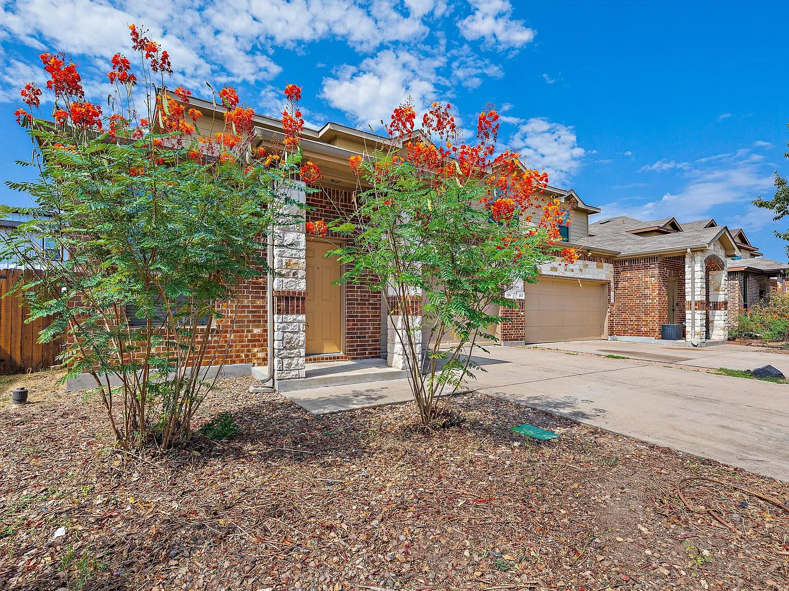 3 bed, 2.5 bath, 1419 sqft, $1,650 — Photo 3