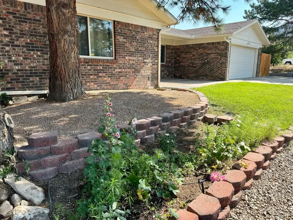 3513 Singapore Cir NE, Albuquerque, NM 87111